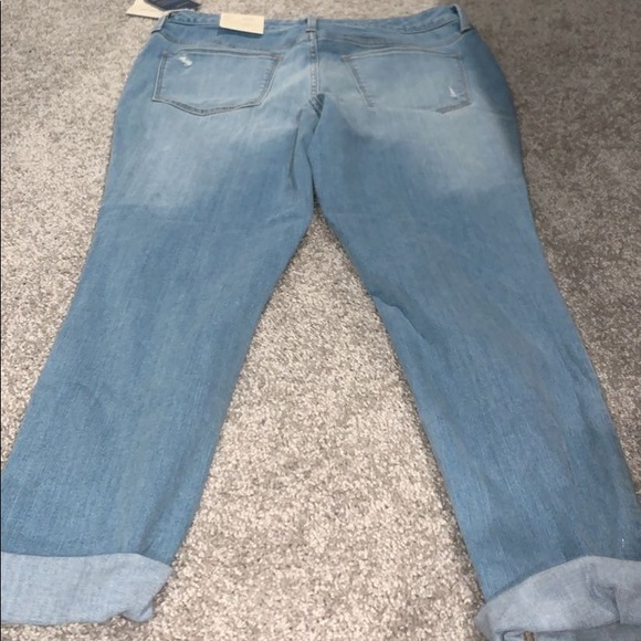 Women’s Jeans - Picture 2 of 4